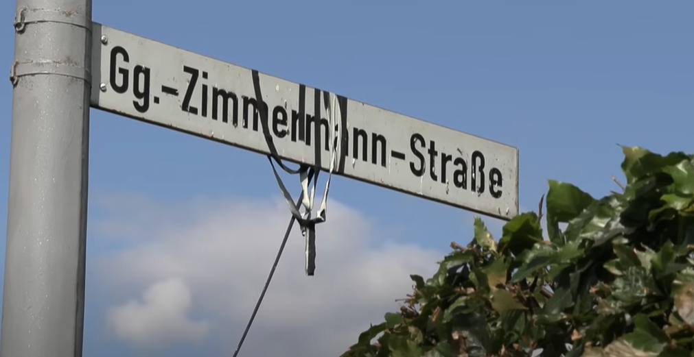 Bürgerentscheid: Missbrauchstäter bleibt im Straßennamen