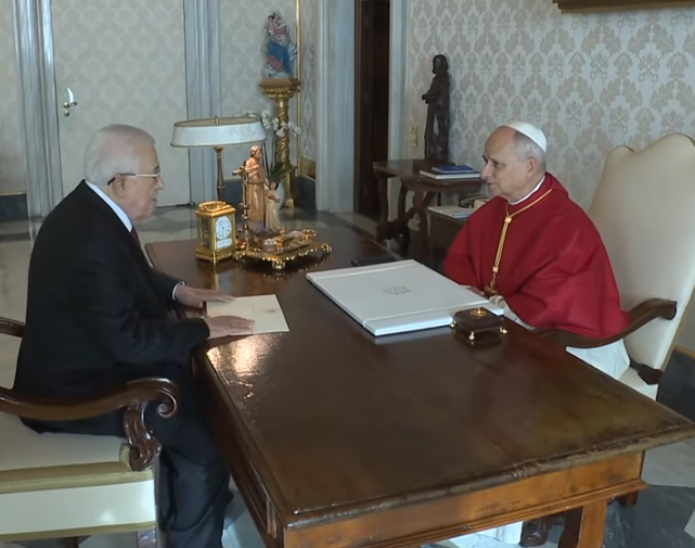 Papst Leo XIV. empfängt Mahmud Abbas im Vatikan – Appell für Frieden und Zwei-Staaten-Lösung